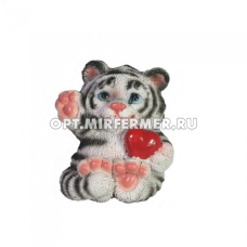 Магнит Тигр с сердечком белый L3,5W1,5H5,5 см (ПОЛИСТОУН)/32